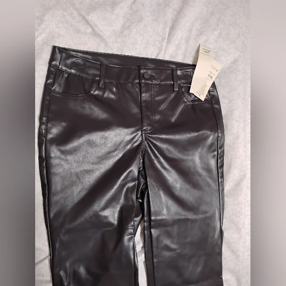 Black Faux Leather Pants - Picture 3 of 8